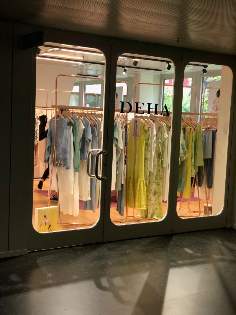 showroom 151 deha 2